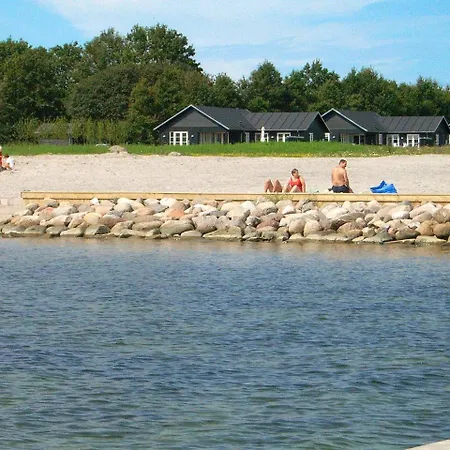 Nine-bedroom Holiday In Rynkeby