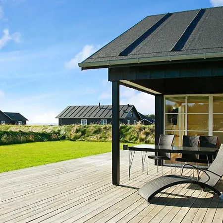 Nine-bedroom Holiday In Rynkeby