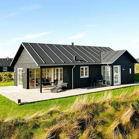 Holiday home Nine-bedroom Holiday In Rynkeby Nysted